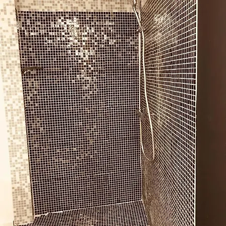 Dolce ゲストハウス 2*